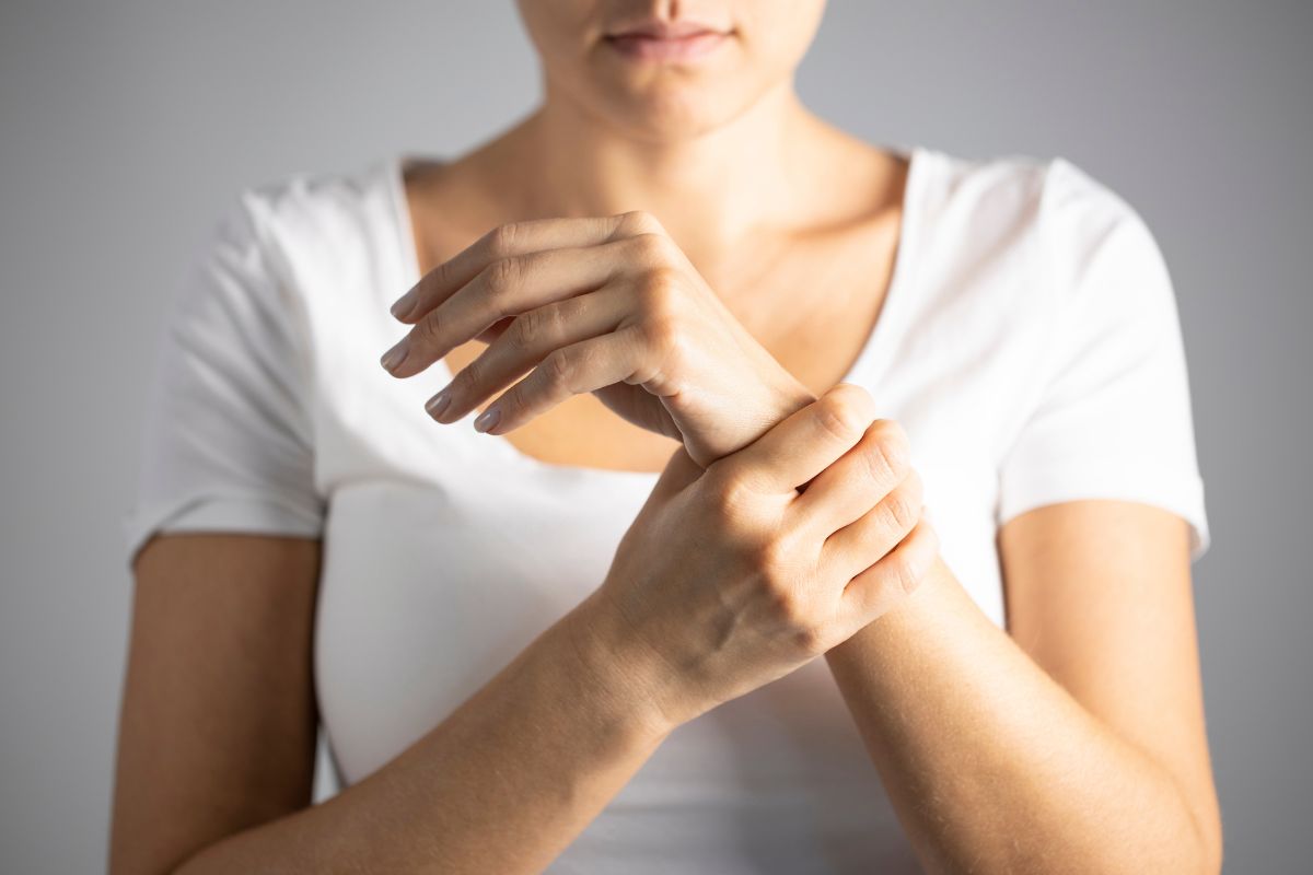 Frattura mano non curata: quando una guarigione incompleta porta alla pseudoartrosi